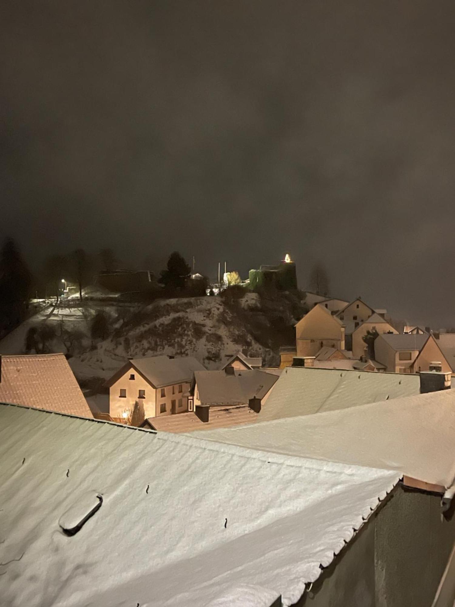 Ferienhaus Eifelstuben Mit Charme - Bauernstube Vulkaneifel - Naehe See Und Burgruine Ulmen Zewnętrze zdjęcie